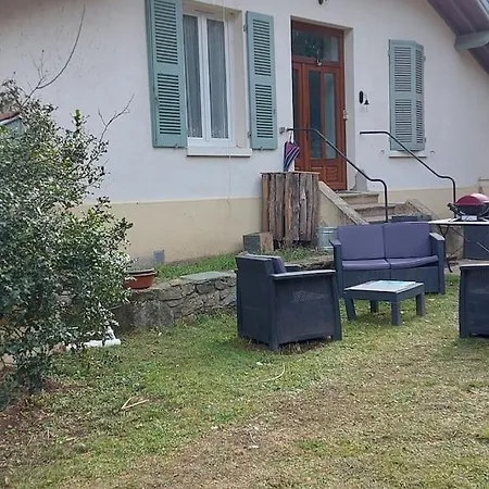 Maison Chien Assis Holiday home *